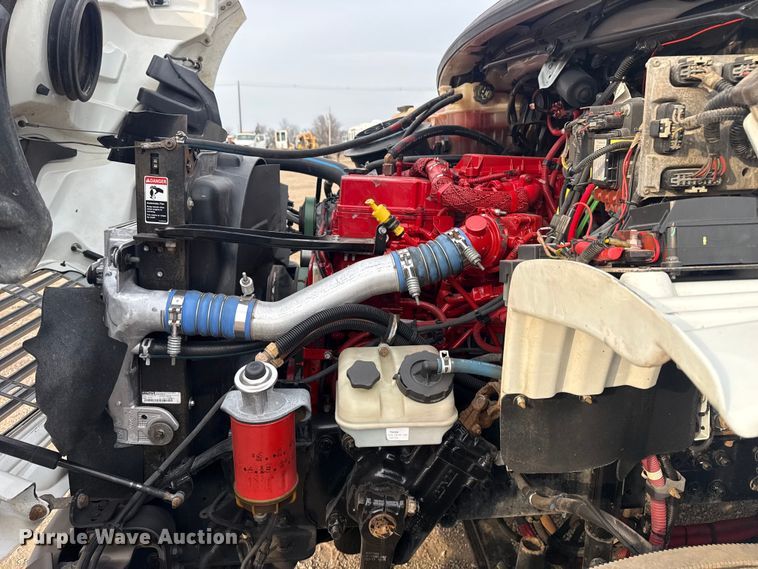 image for item EG2102 2014 Freightliner Business Class M2 utility / service truck