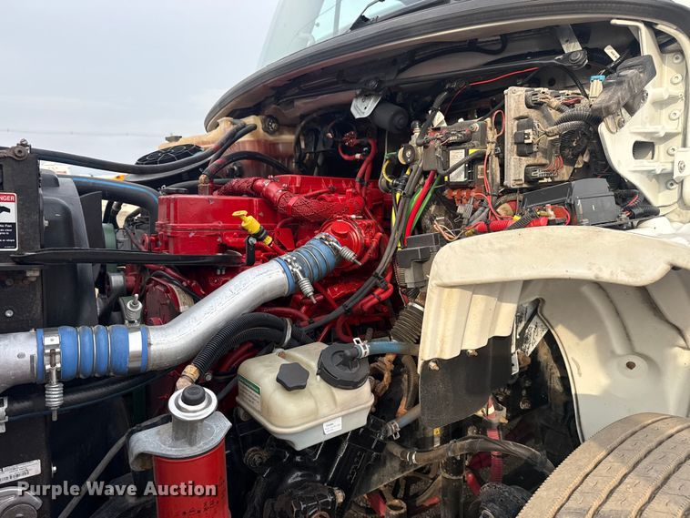 image for item EG2102 2014 Freightliner Business Class M2 utility / service truck