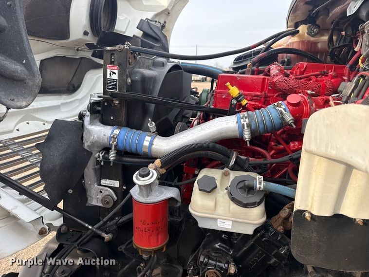 image for item EG2102 2014 Freightliner Business Class M2 utility / service truck