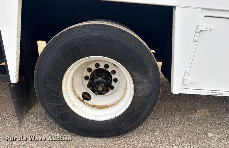 image for item EG2102 2014 Freightliner Business Class M2 utility / service truck