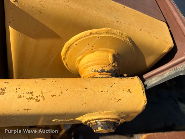 image for item EG2103 Case 580K 