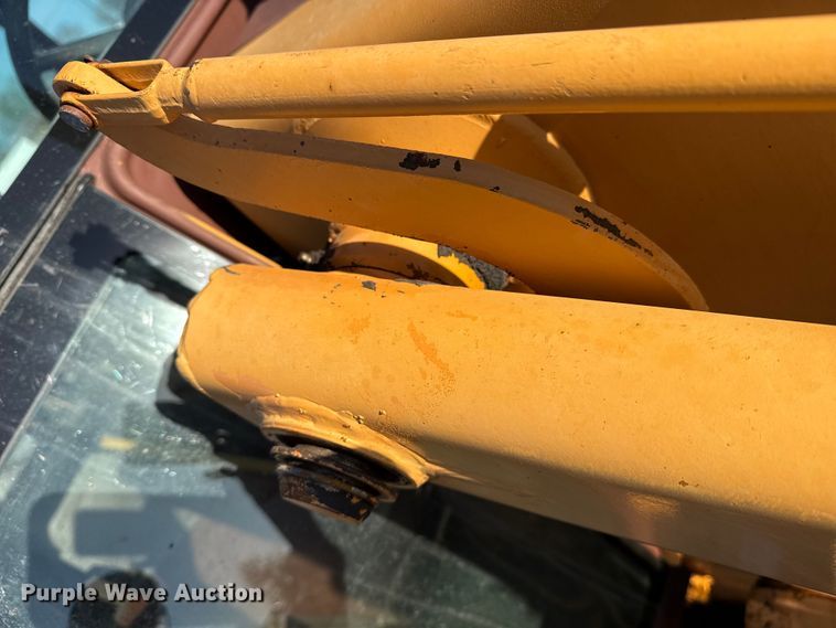 image for item EG2103 Case 580K 