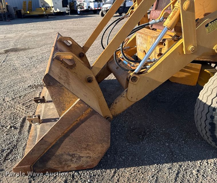 image for item EG2103 Case 580K 