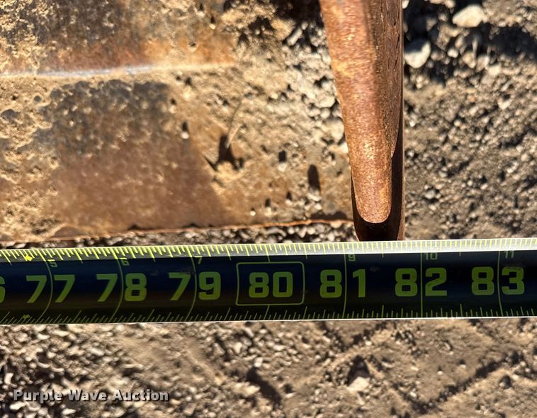 image for item EG2103 Case 580K 