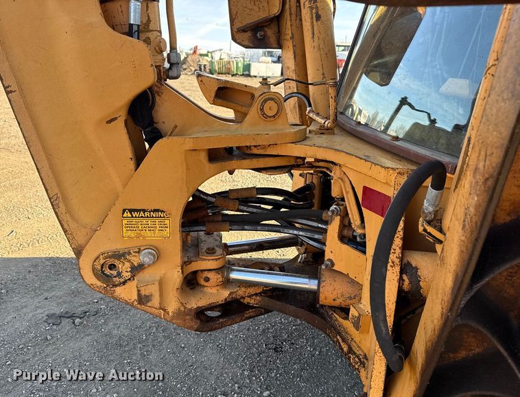 image for item EG2103 Case 580K 