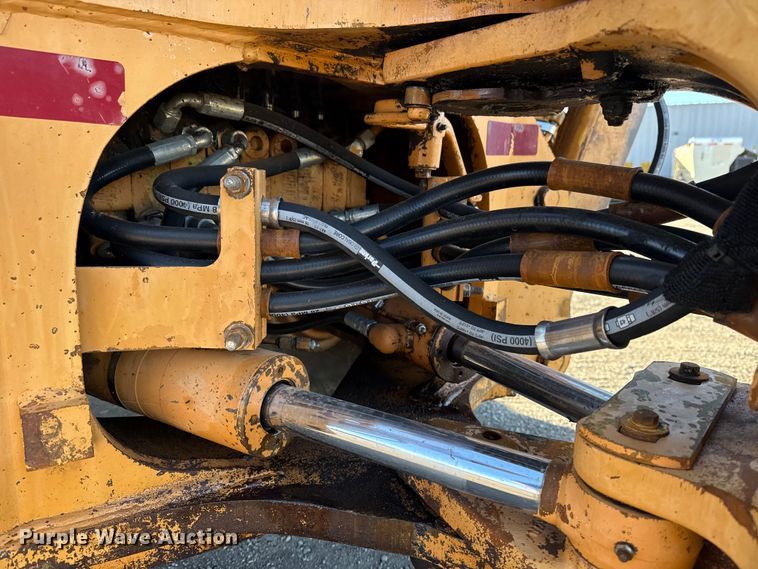 image for item EG2103 Case 580K 