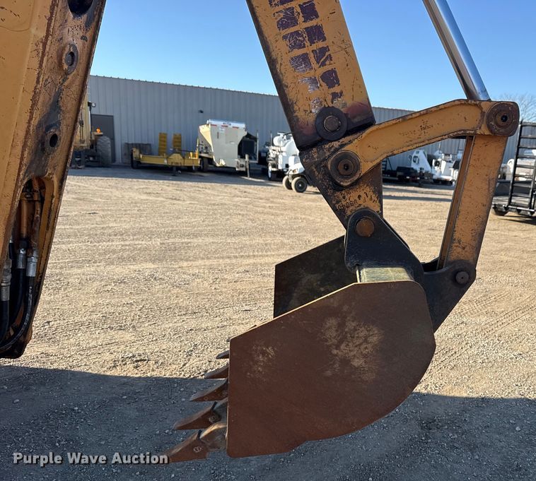 image for item EG2103 Case 580K 