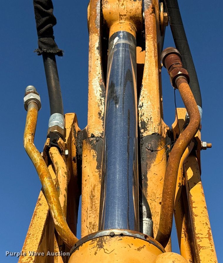 image for item EG2103 Case 580K 