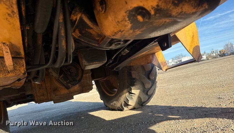 image for item EG2103 Case 580K 