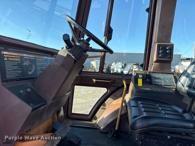 image for item EG2103 Case 580K 