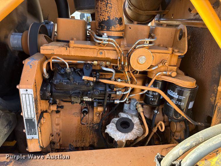 image for item EG2103 Case 580K 