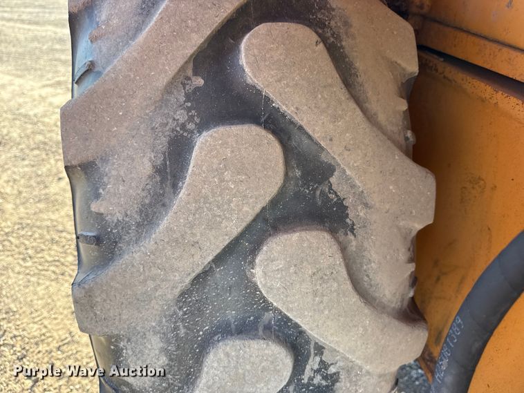 image for item EG2103 Case 580K 