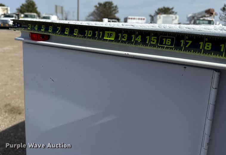 image for item EG2115 2019 Chevrolet Silverado 2500HD utility bed pickup truck