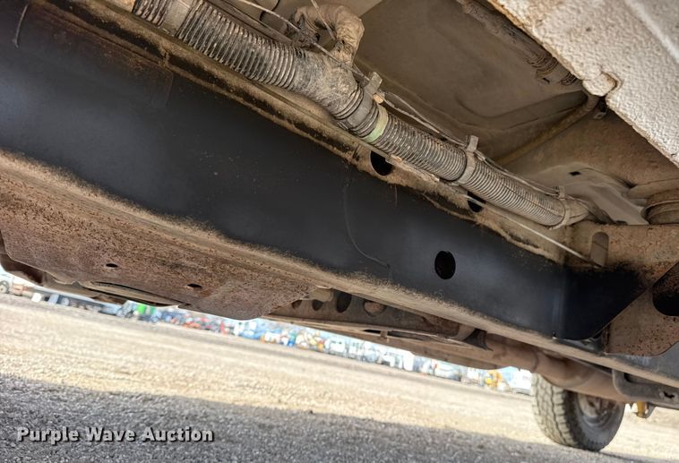 image for item EG2115 2019 Chevrolet Silverado 2500HD utility bed pickup truck