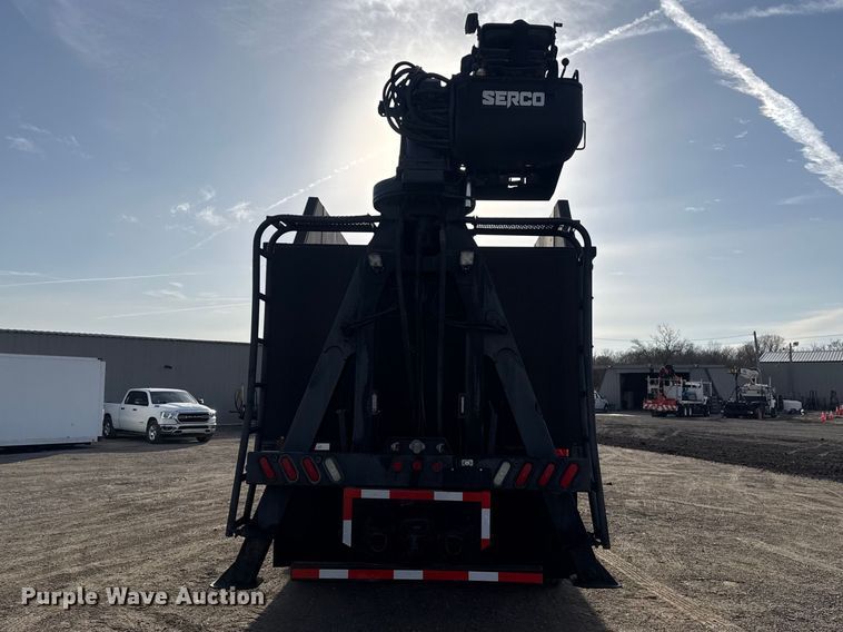 image for item EG2117 2008 Peterbilt 367 grapple crane truck