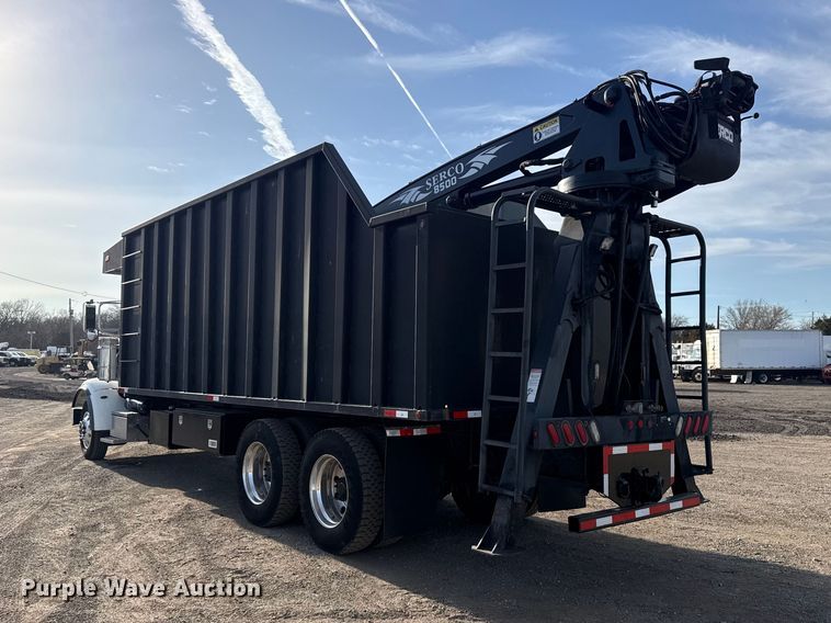 image for item EG2117 2008 Peterbilt 367 grapple crane truck