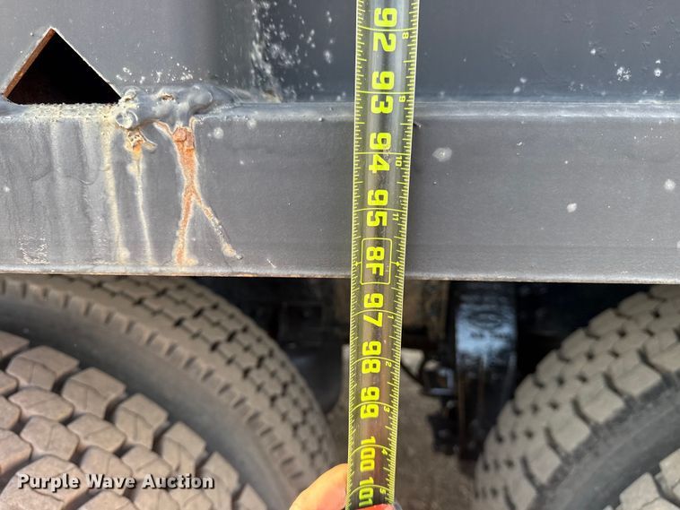 image for item EG2117 2008 Peterbilt 367 grapple crane truck