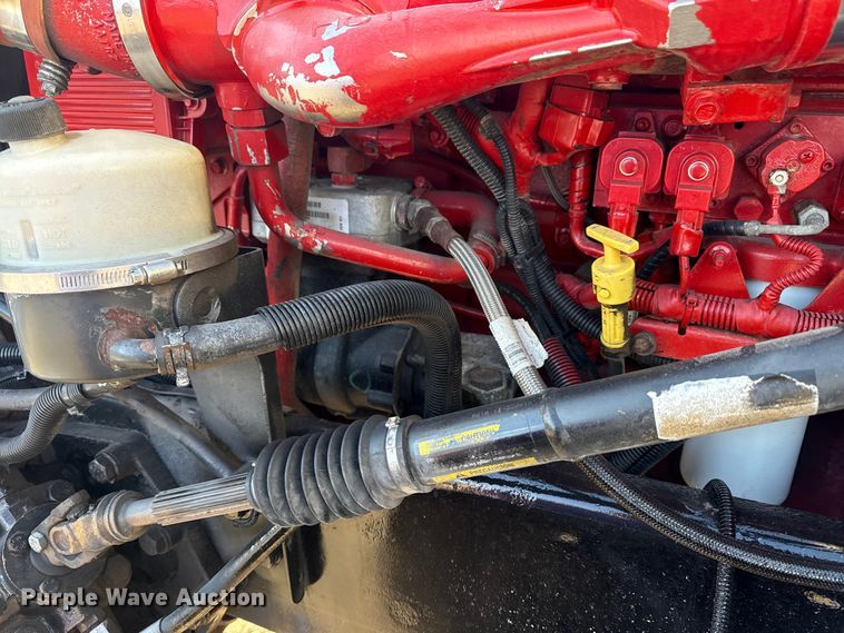 image for item EG2117 2008 Peterbilt 367 grapple crane truck