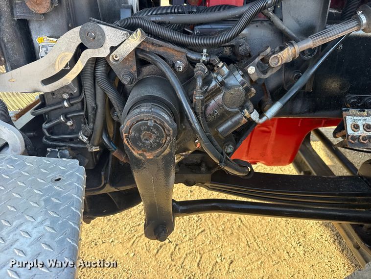 image for item EG2117 2008 Peterbilt 367 grapple crane truck