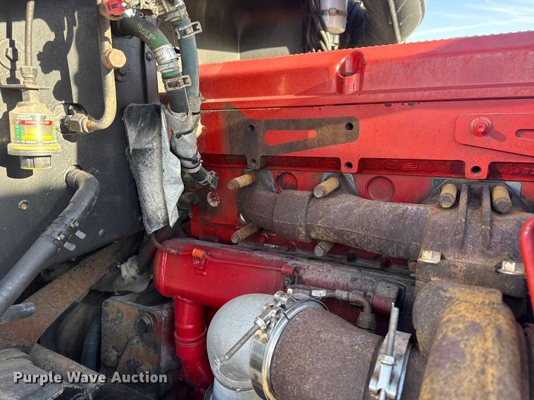 image for item EG2117 2008 Peterbilt 367 grapple crane truck