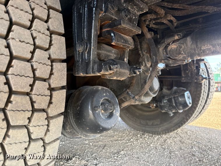 image for item EG2117 2008 Peterbilt 367 grapple crane truck