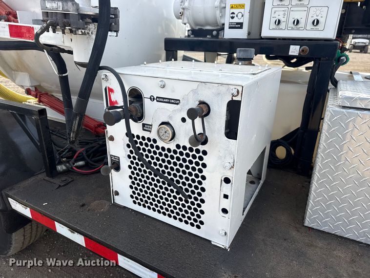 image for item EG2120 2013 EH Wachs 77-000 vacuum excavator