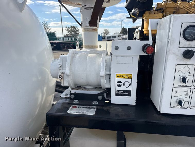 image for item EG2120 2013 EH Wachs 77-000 vacuum excavator