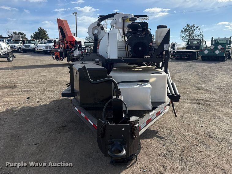 image for item EG2121 2011 EH Wachs Trac-L-Vac vacuum excavator