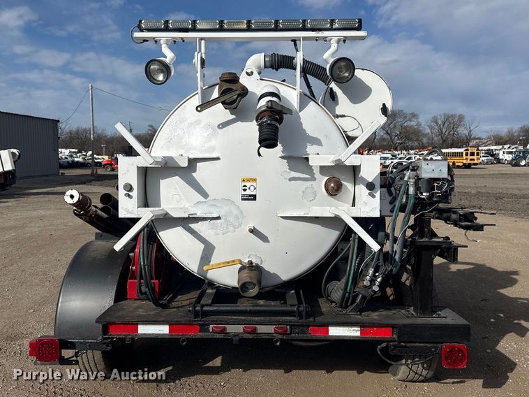 image for item EG2121 2011 EH Wachs Trac-L-Vac vacuum excavator