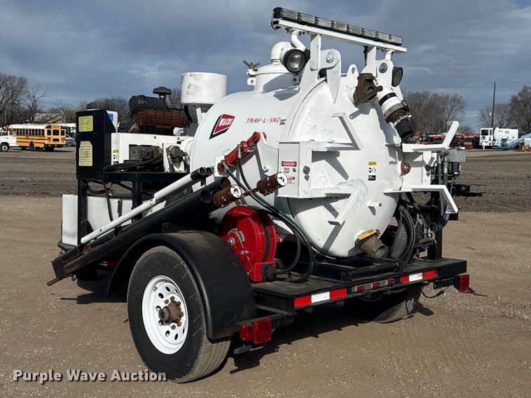 image for item EG2121 2011 EH Wachs Trac-L-Vac vacuum excavator