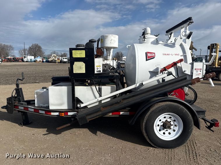 image for item EG2121 2011 EH Wachs Trac-L-Vac vacuum excavator