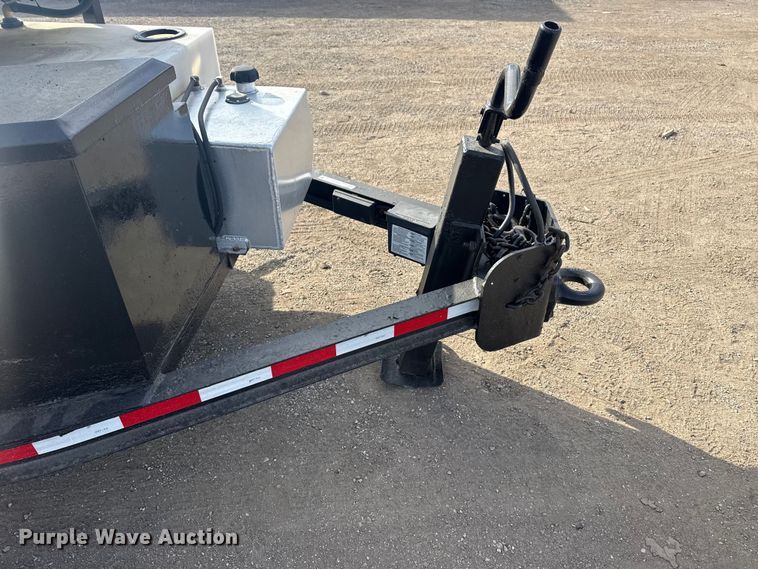 image for item EG2121 2011 EH Wachs Trac-L-Vac vacuum excavator