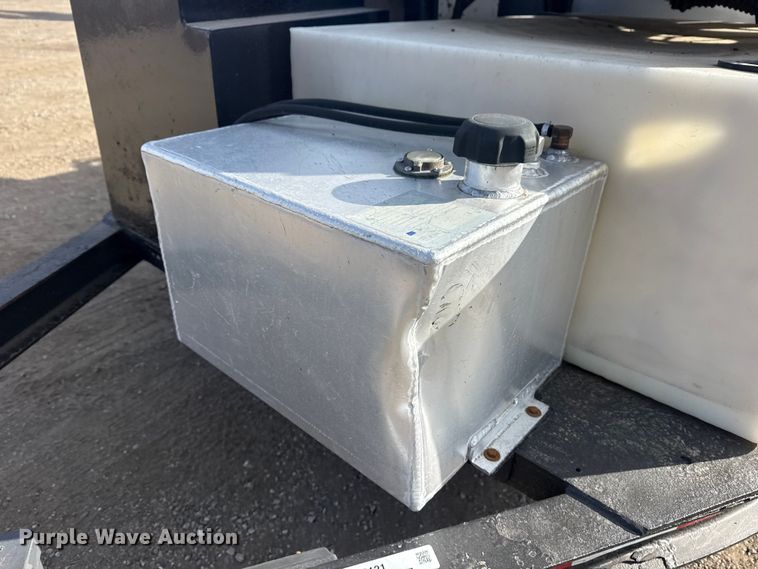 image for item EG2121 2011 EH Wachs Trac-L-Vac vacuum excavator