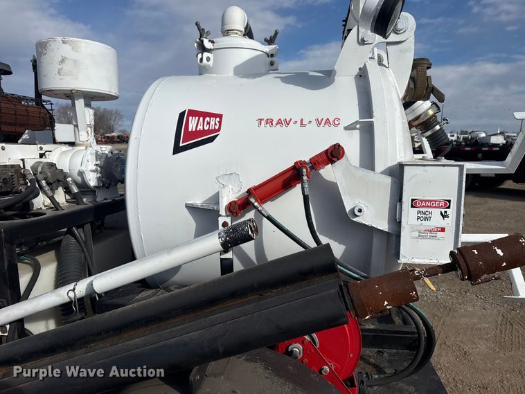 image for item EG2121 2011 EH Wachs Trac-L-Vac vacuum excavator