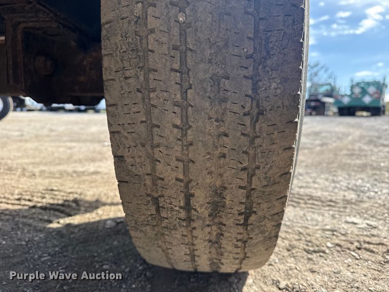 image for item EG2121 2011 EH Wachs Trac-L-Vac vacuum excavator