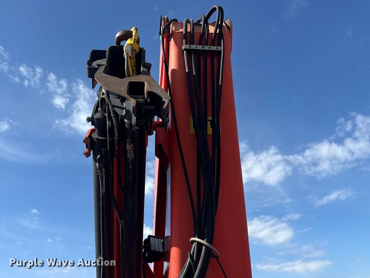 image for item EG2122 2013 Kenworth T800 crane truck