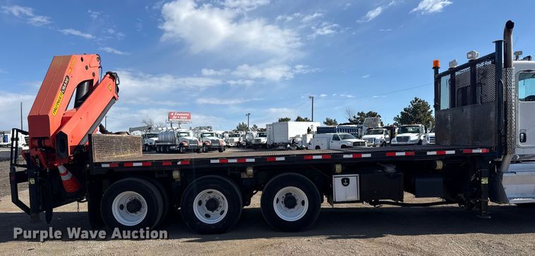 image for item EG2122 2013 Kenworth T800 crane truck