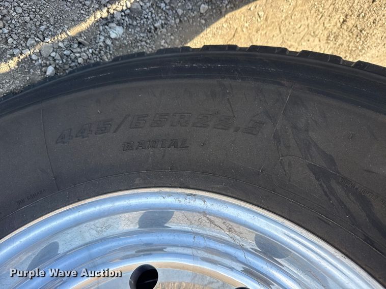 image for item EG2122 2013 Kenworth T800 crane truck