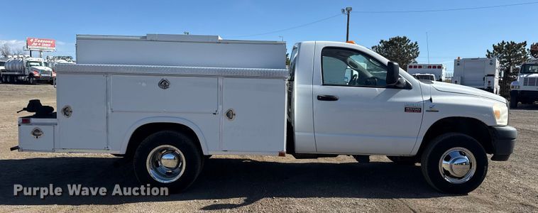 image for item EG2123 2009 Dodge Ram 3500 utility bed pickup truck