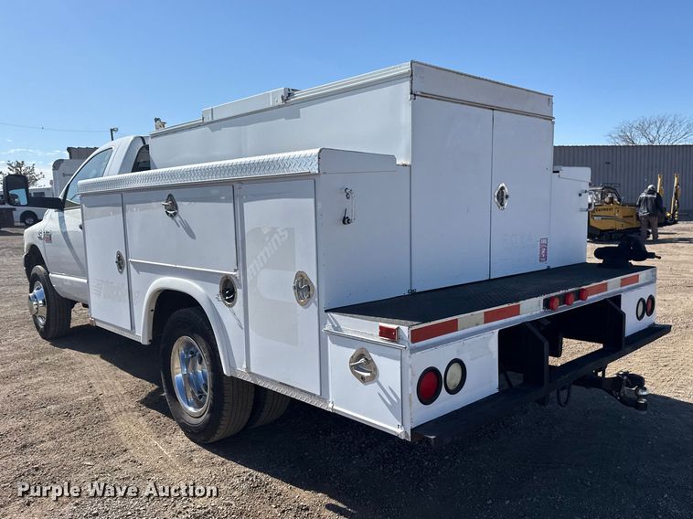 image for item EG2123 2009 Dodge Ram 3500 utility bed pickup truck