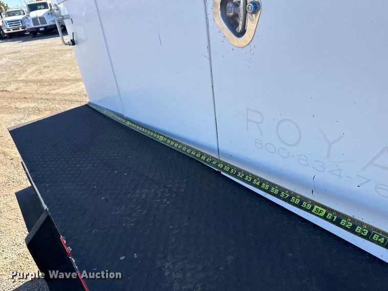 image for item EG2123 2009 Dodge Ram 3500 utility bed pickup truck