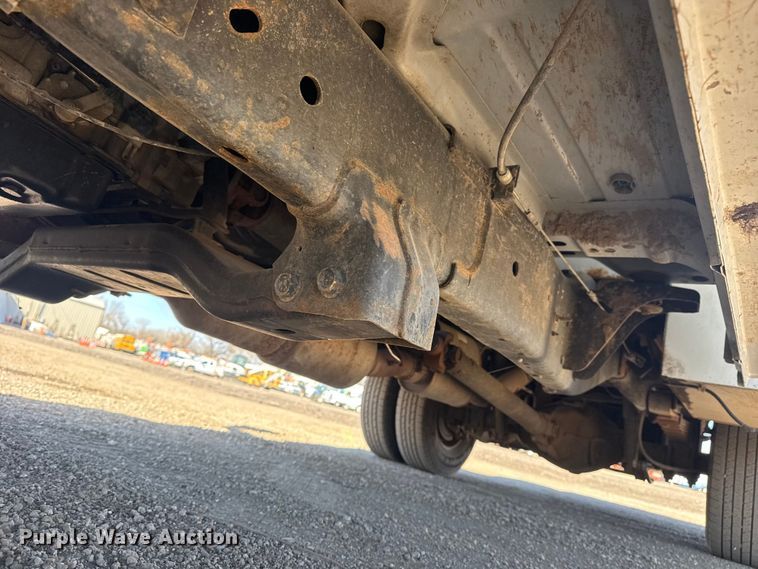 image for item EG2123 2009 Dodge Ram 3500 utility bed pickup truck