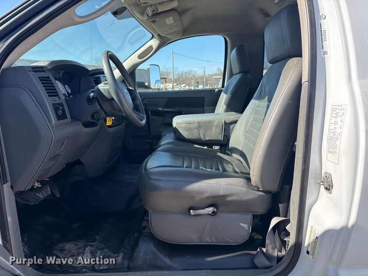 image for item EG2123 2009 Dodge Ram 3500 utility bed pickup truck