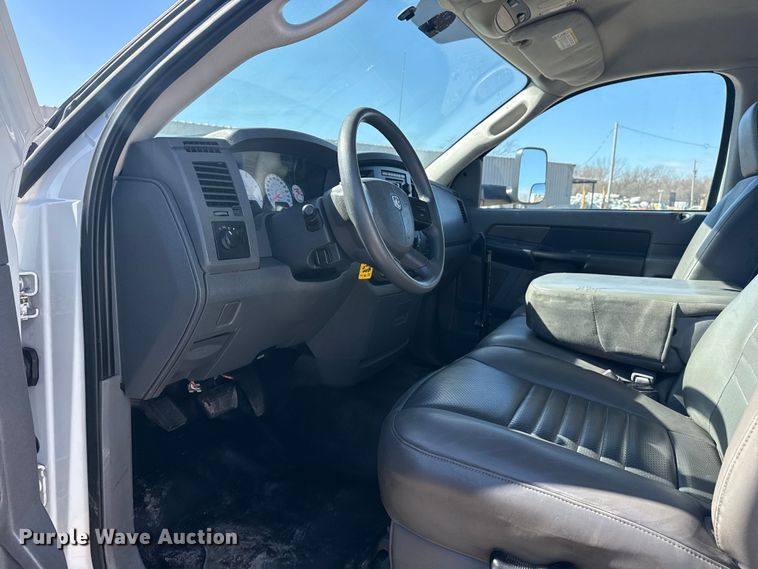 image for item EG2123 2009 Dodge Ram 3500 utility bed pickup truck