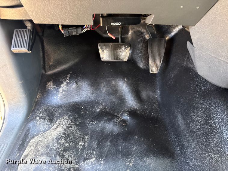 image for item EG2123 2009 Dodge Ram 3500 utility bed pickup truck