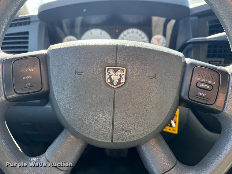 image for item EG2123 2009 Dodge Ram 3500 utility bed pickup truck