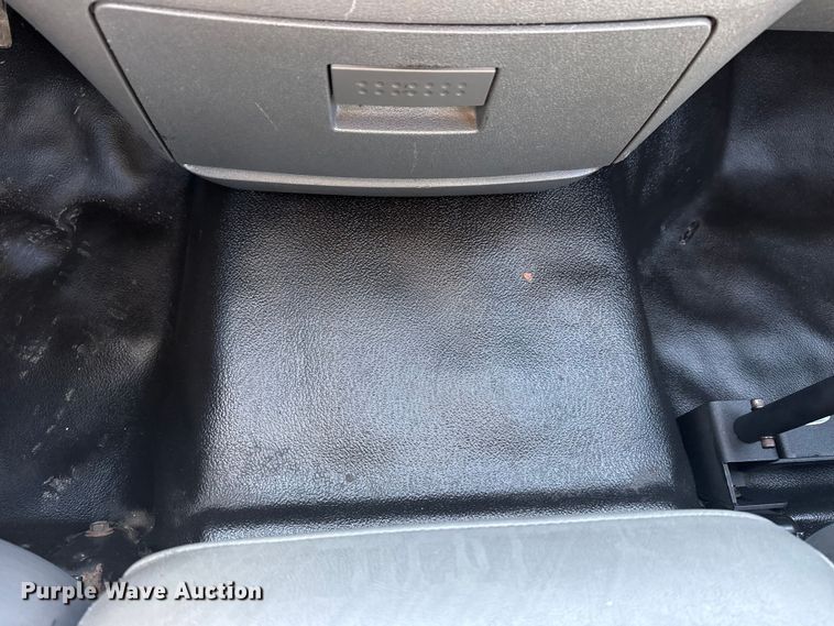 image for item EG2123 2009 Dodge Ram 3500 utility bed pickup truck