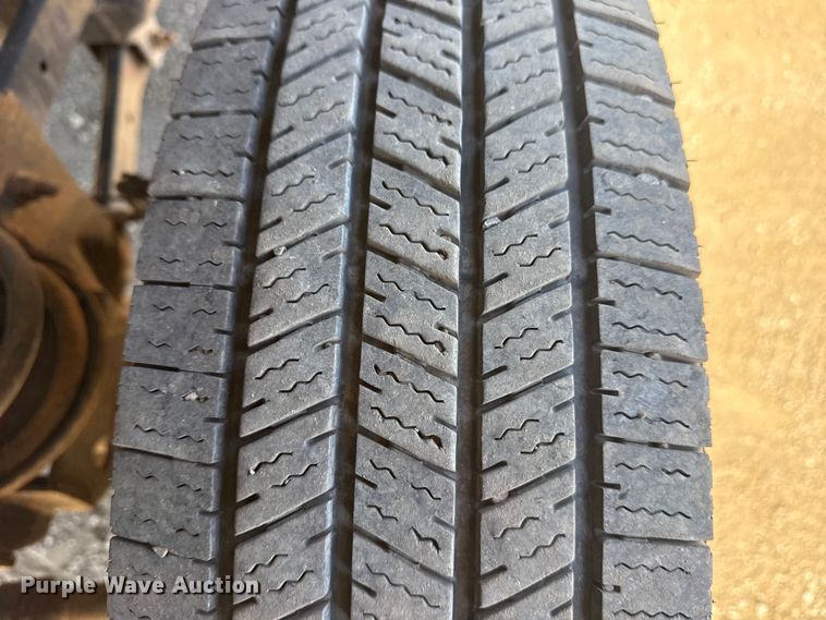 image for item EG2123 2009 Dodge Ram 3500 utility bed pickup truck