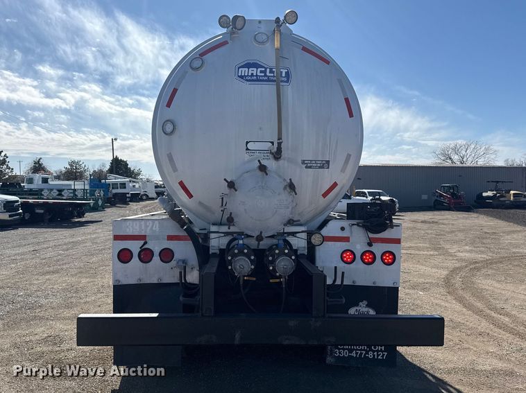 image for item EG2126 2013 Mack GU713 vacuum truck