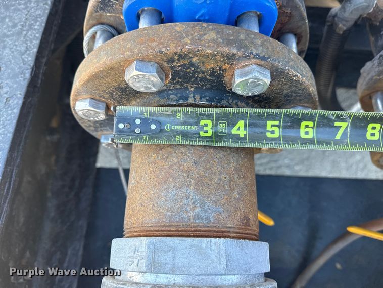 image for item EG2126 2013 Mack GU713 vacuum truck